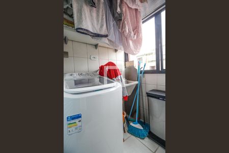 Apartamento à venda com 67m², 3 quartos e 1 vagaÁrea de serviço