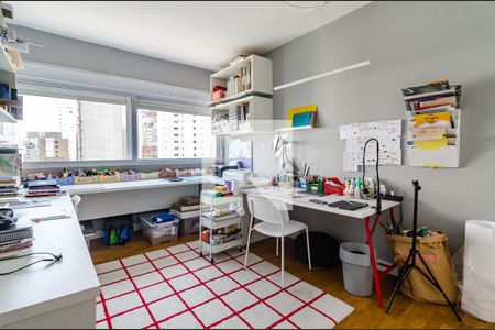 Apartamento para alugar com 180m², 3 quartos e 1 vaga Apartamento para alugar com 180m², 3 quartos e 1 vagaQuarto 3