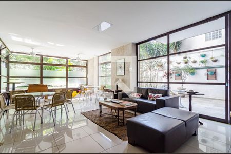 Apartamento para alugar com 180m², 3 quartos e 1 vaga Apartamento para alugar com 180m², 3 quartos e 1 vagaSalão de jogos