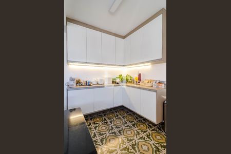 Apartamento para alugar com 180m², 3 quartos e 1 vaga Apartamento para alugar com 180m², 3 quartos e 1 vagaCozinha