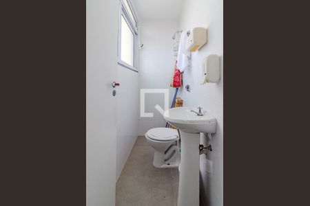 Apartamento para alugar com 180m², 3 quartos e 1 vaga Apartamento para alugar com 180m², 3 quartos e 1 vagaBanheiro de serviço