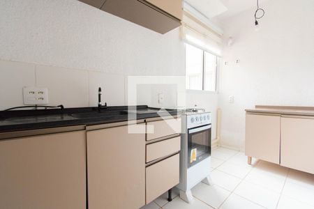 Cozinha de apartamento à venda com 2 quartos, 41m² em Estância Velha, Canoas