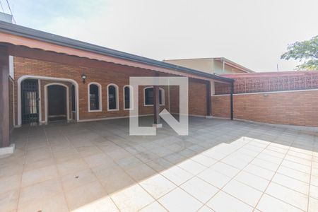 Casa para alugar com 228m², 4 quartos e 4 vagas Casa para alugar com 228m², 4 quartos e 4 vagasGaragem