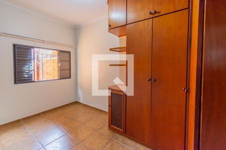 Casa para alugar com 228m², 4 quartos e 4 vagas Casa para alugar com 228m², 4 quartos e 4 vagasQuarto 2