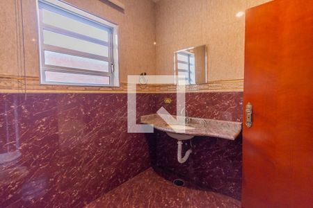 Casa para alugar com 228m², 4 quartos e 4 vagas Casa para alugar com 228m², 4 quartos e 4 vagasBanheiro