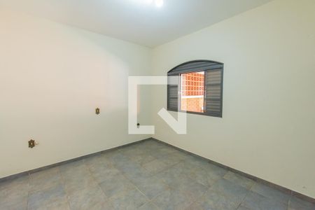 Casa para alugar com 228m², 4 quartos e 4 vagas Casa para alugar com 228m², 4 quartos e 4 vagasQuarto 4