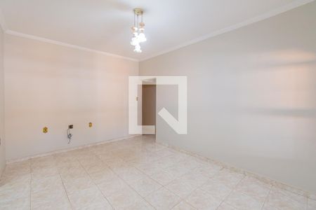 Casa para alugar com 228m², 4 quartos e 4 vagas Casa para alugar com 228m², 4 quartos e 4 vagasSala