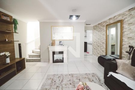 Sala de casa à venda com 3 quartos, 150m² em Vila Dom Pedro Ii, São Paulo