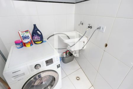 Casa à venda com 150m², 3 quartos e 4 vagasLavanderia