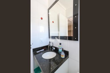 Casa à venda com 150m², 3 quartos e 4 vagasBanheiro da Suíte 2