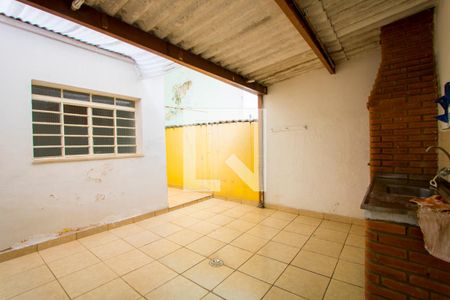 Casa para alugar com 180m², 3 quartos e 2 vagas Casa para alugar com 180m², 3 quartos e 2 vagasQuintal/Espaço gourmet