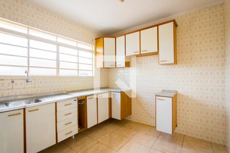 Casa para alugar com 180m², 3 quartos e 2 vagas Casa para alugar com 180m², 3 quartos e 2 vagasCozinha