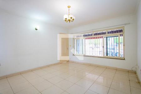 Sala de estar de casa para alugar com 3 quartos, 180m² em Vila Scarpelli, Santo André