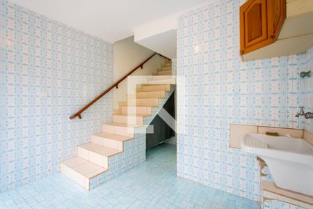 Casa para alugar com 180m², 3 quartos e 2 vagas Casa para alugar com 180m², 3 quartos e 2 vagasÁrea de serviço