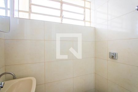 Lavabo de casa para alugar com 3 quartos, 180m² em Vila Scarpelli, Santo André