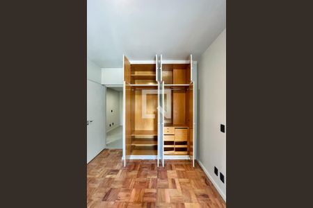 Apartamento à venda com 91m², 2 quartos e 1 vagaQuarto