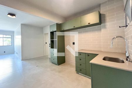 Apartamento à venda com 91m², 2 quartos e 1 vagaCozinha