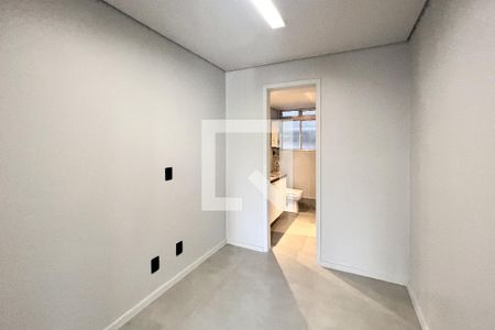 Corredor de apartamento à venda com 2 quartos, 91m² em Vila Olímpia, São Paulo