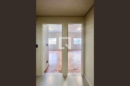 Corredor de apartamento à venda com 2 quartos, 91m² em Vila Olímpia, São Paulo