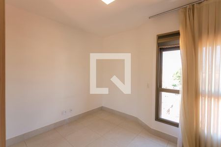 Quarto 2 de apartamento para alugar com 3 quartos, 84m² em Esplanada, Belo Horizonte