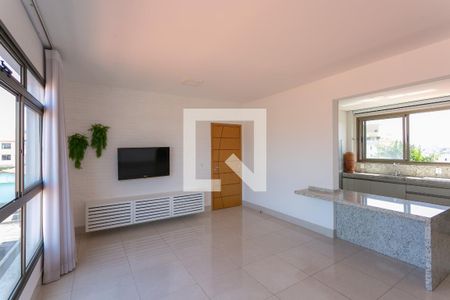 Sala de apartamento para alugar com 3 quartos, 84m² em Esplanada, Belo Horizonte