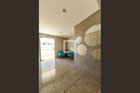 Hall de entrada de apartamento para alugar com 3 quartos, 100m² em Buritis, Belo Horizonte