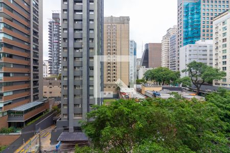 Sala de apartamento à venda com 3 quartos, 200m² em Jardim Paulista, São Paulo