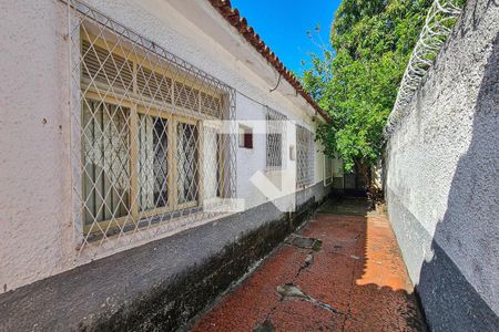 Garagem de casa para alugar com 4 quartos, 230m² em Piedade, Rio de Janeiro
