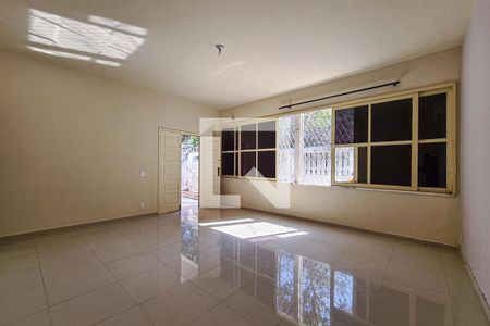 Sala de casa para alugar com 4 quartos, 230m² em Piedade, Rio de Janeiro