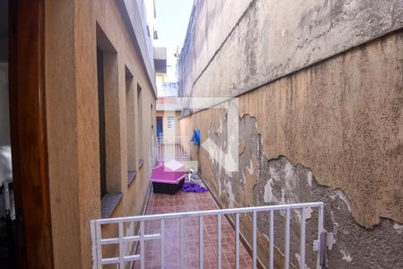 Casa à venda com 100m², 2 quartos e 1 vagaQuintal