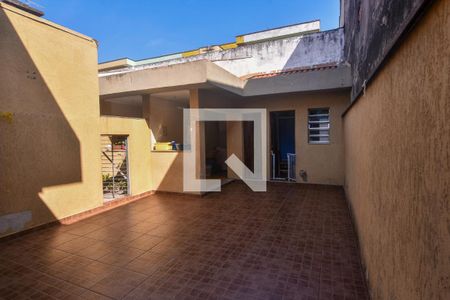 Casa à venda com 100m², 2 quartos e 1 vagaQuintal
