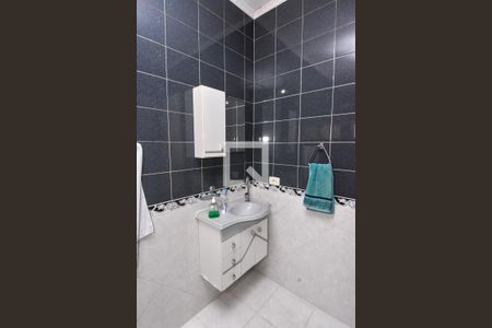 Casa à venda com 189m², 3 quartos e 5 vagasBanheiro Corredor