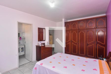 Casa à venda com 189m², 3 quartos e 5 vagasQuarto Suíte