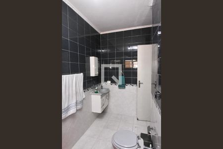 Casa à venda com 189m², 3 quartos e 5 vagasBanheiro Corredor