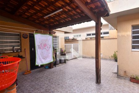 Casa à venda com 189m², 3 quartos e 5 vagasQuintal