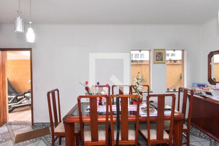 Casa à venda com 189m², 3 quartos e 5 vagasSala de Jantar