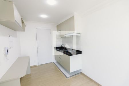 Sala de apartamento para alugar com 1 quarto, 29m² em Parque Industrial Tomas Edson, São Paulo