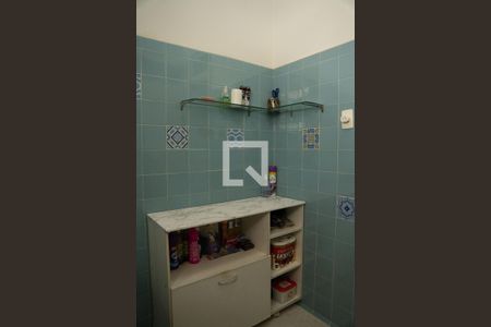 Apartamento à venda com 96m², 2 quartos e sem vaga Apartamento à venda com 96m², 2 quartos e sem vagaBanheiro