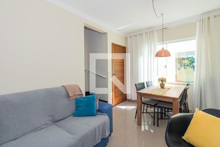 Sala e Cozinha de casa de condomínio à venda com 2 quartos, 65m² em Vila Gustavo, São Paulo