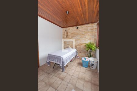 Casa à venda com 260m², 4 quartos e 3 vagas Casa à venda com 260m², 4 quartos e 3 vagasSala de Jantar