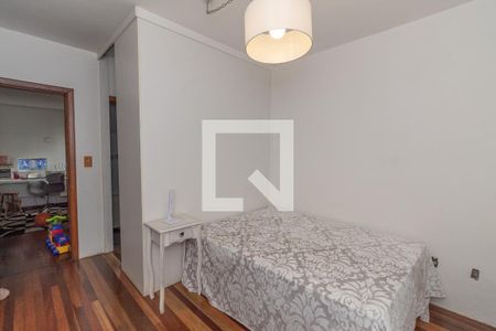 Casa à venda com 260m², 4 quartos e 3 vagas Casa à venda com 260m², 4 quartos e 3 vagasQuarto 2 - Suíte