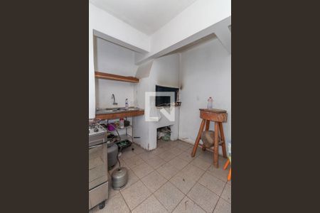 Casa à venda com 260m², 4 quartos e 3 vagas Casa à venda com 260m², 4 quartos e 3 vagasÁrea comum - Churrasqueira