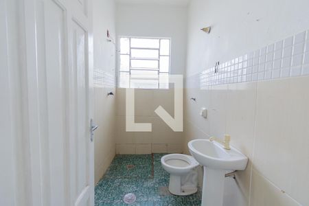 Casa à venda com 140m², 3 quartos e 2 vagasBanheiro 2