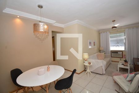 Sala de apartamento à venda com 3 quartos, 75m² em Braz de Pina, Rio de Janeiro