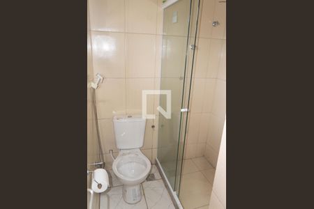 Casa para alugar com 60m², 2 quartos e sem vaga Casa para alugar com 60m², 2 quartos e sem vagaBanheiro da Suíte