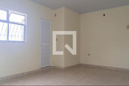 Casa para alugar com 60m², 2 quartos e sem vagaSuíte