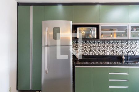 Cozinha de apartamento à venda com 2 quartos, 61m² em Continental, Osasco
