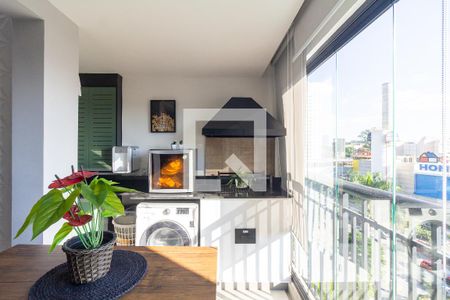 Varanda  de apartamento à venda com 2 quartos, 61m² em Continental, Osasco