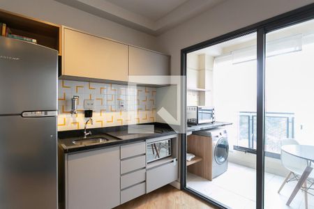 Cozinha de apartamento à venda com 1 quarto, 35m² em Pinheiros, São Paulo