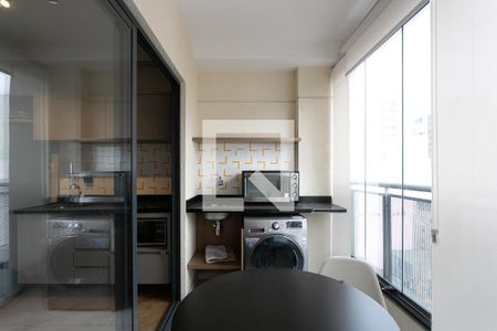 Varanda de apartamento à venda com 1 quarto, 35m² em Pinheiros, São Paulo